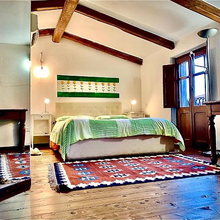 Casa De Ajala - B&B De Charme In Antica Dimora Totalmente Ristrutturata E Dotata Di Tutti I Confort Bagni Privati Spazio Living Patio Esterno Ambienti Climatizzati Degustazioni Prodotti Locali Laconi Luaran gambar